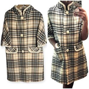 Vintage 1950’s cream plaid elbow sleeve swing coat pristine vintage condition
